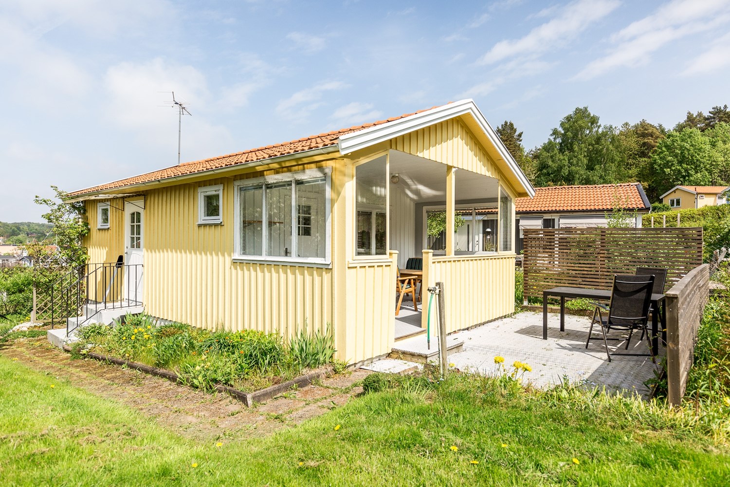 Uteplats i anslutning till altanen