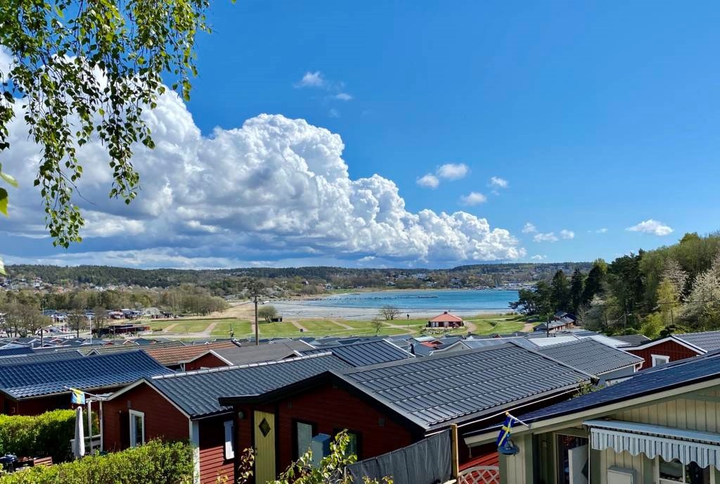Lågupplöst Utsikt från uteplatsen 