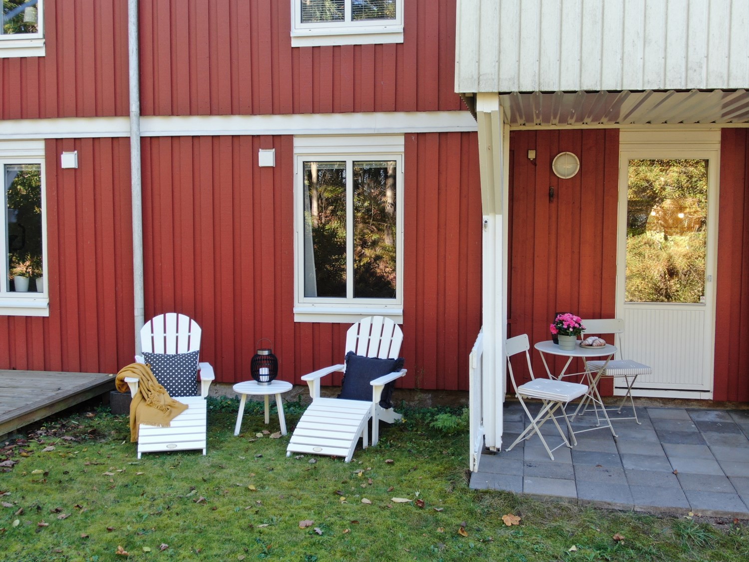 Lågupplöst Uteplats med lugnt och fint läge.
