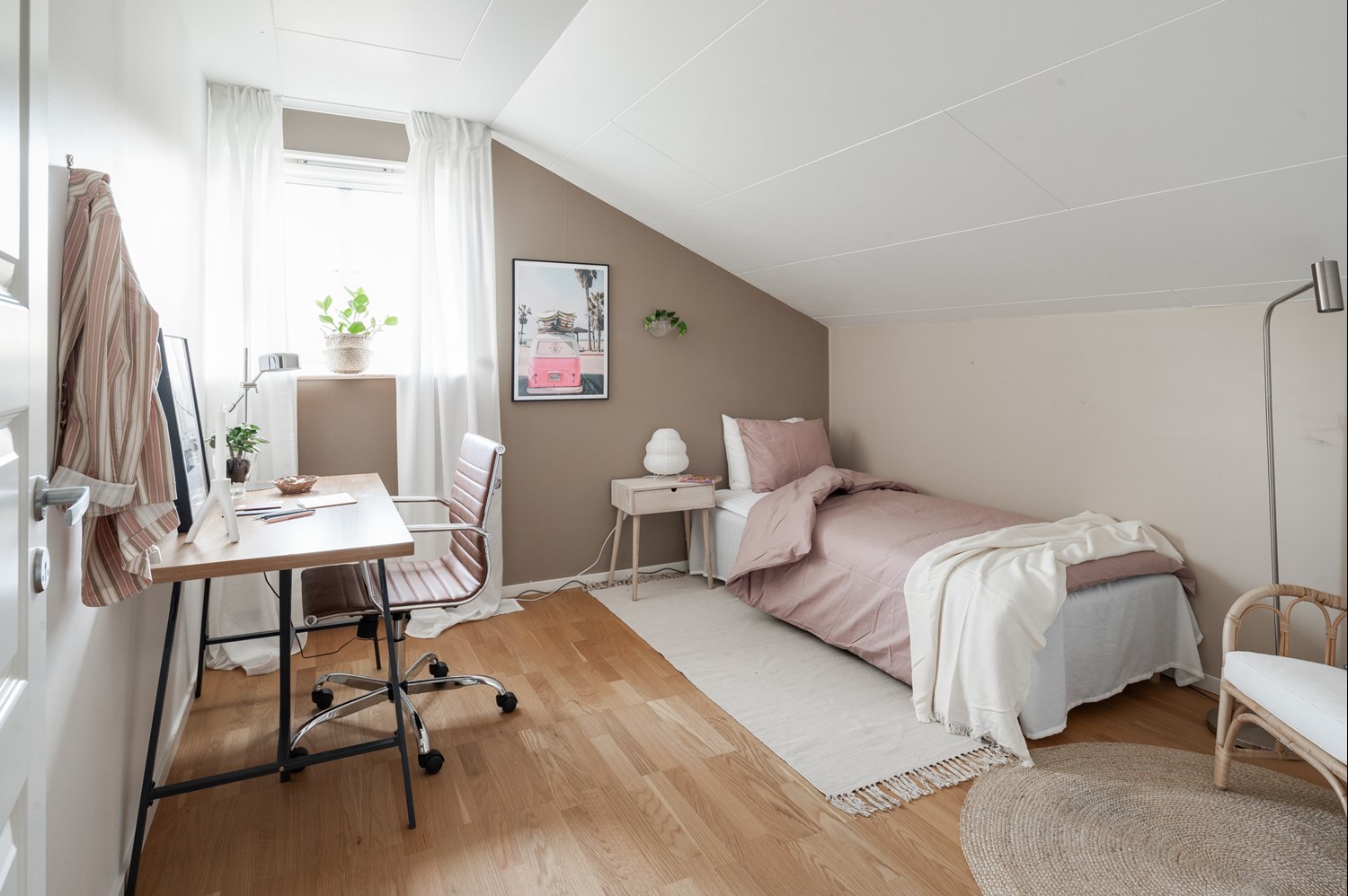 Sovrum övervåningen