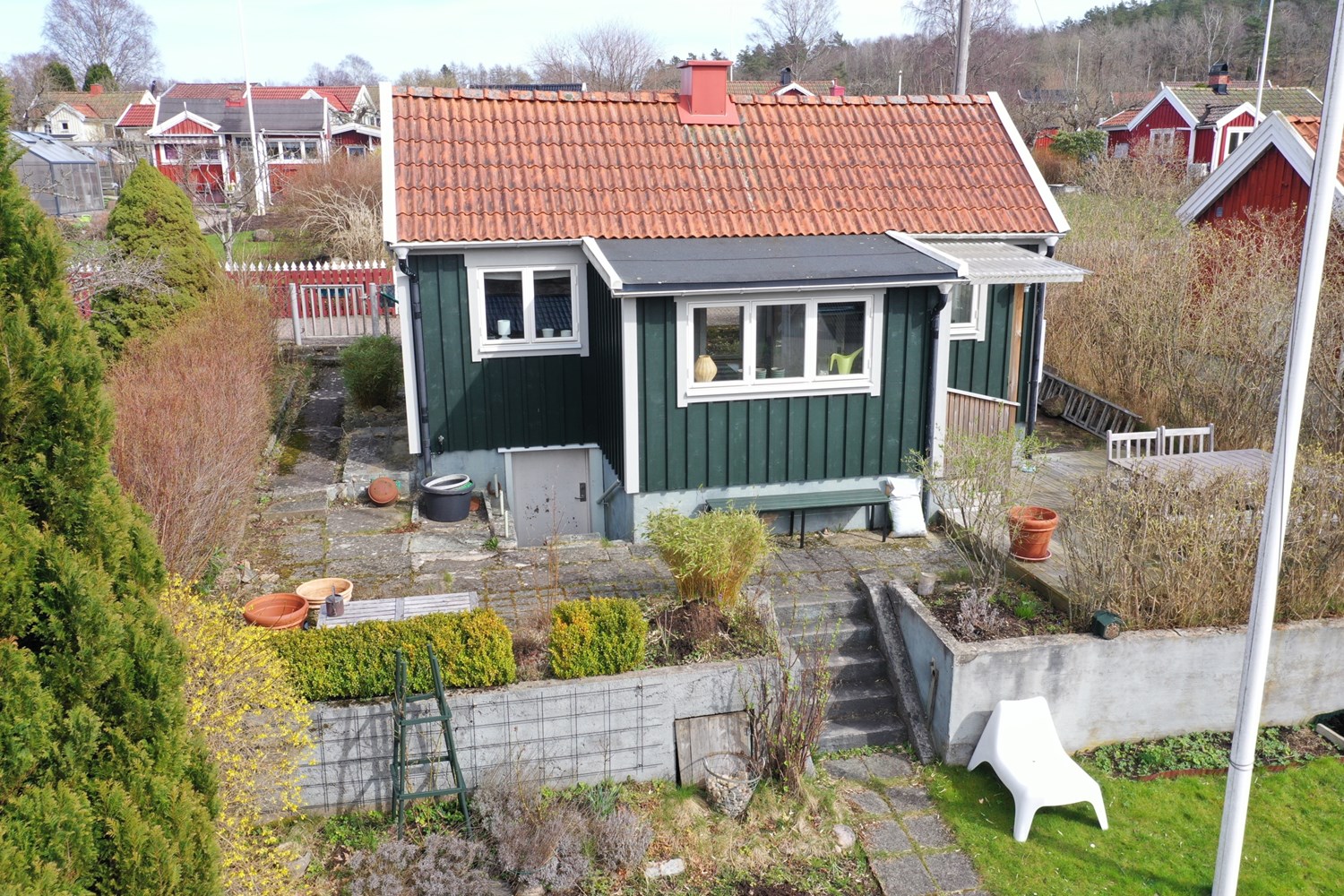 Kontakta mäklaren för info.