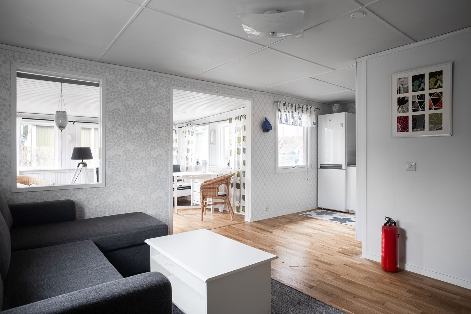 Lågupplöst Mot kök och veranda