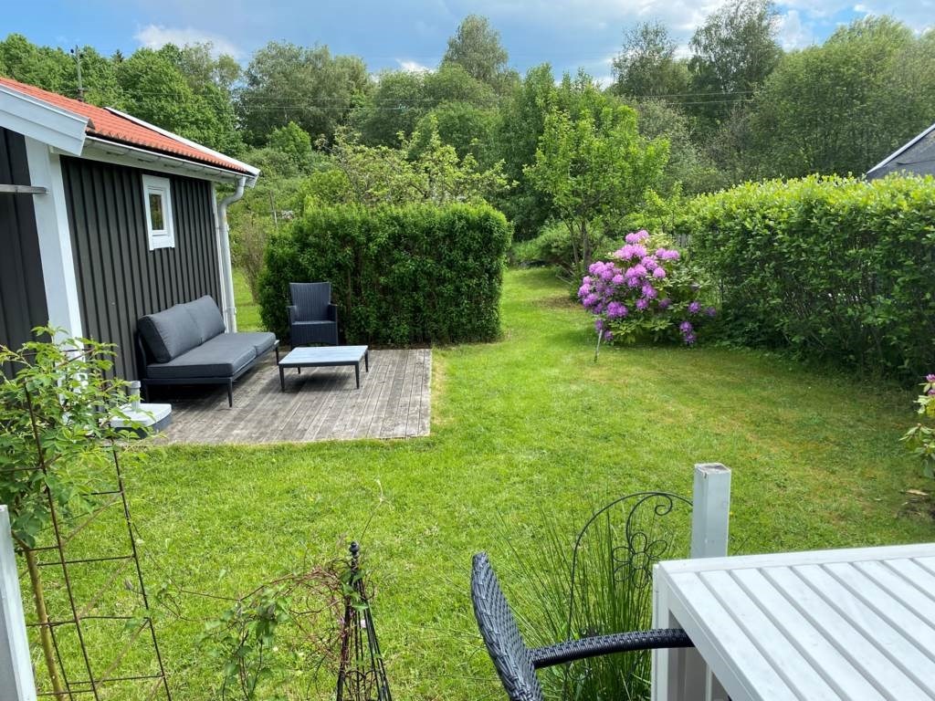Lågupplöst Från stugan mot tomten
