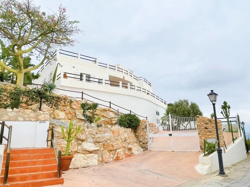 Villa Montes de los Almendros Platano - Salobreña