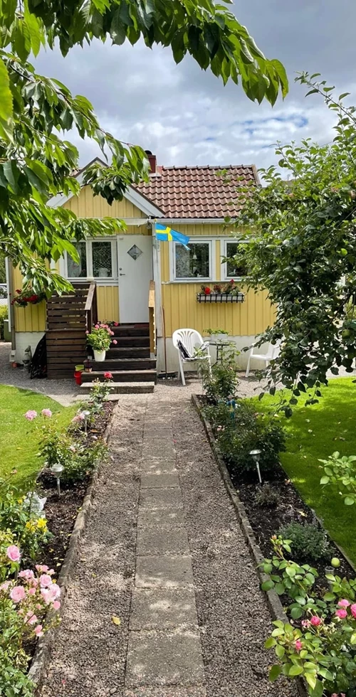 Hallongången 135