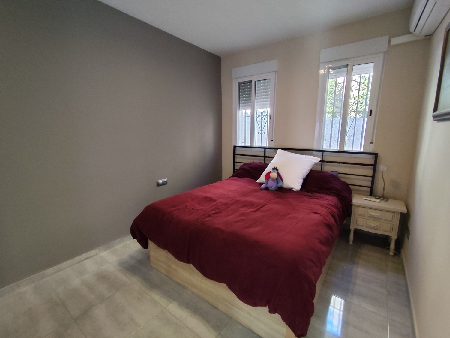 Bild Stilren villa med terrasser, pool & garage – San Cristobal