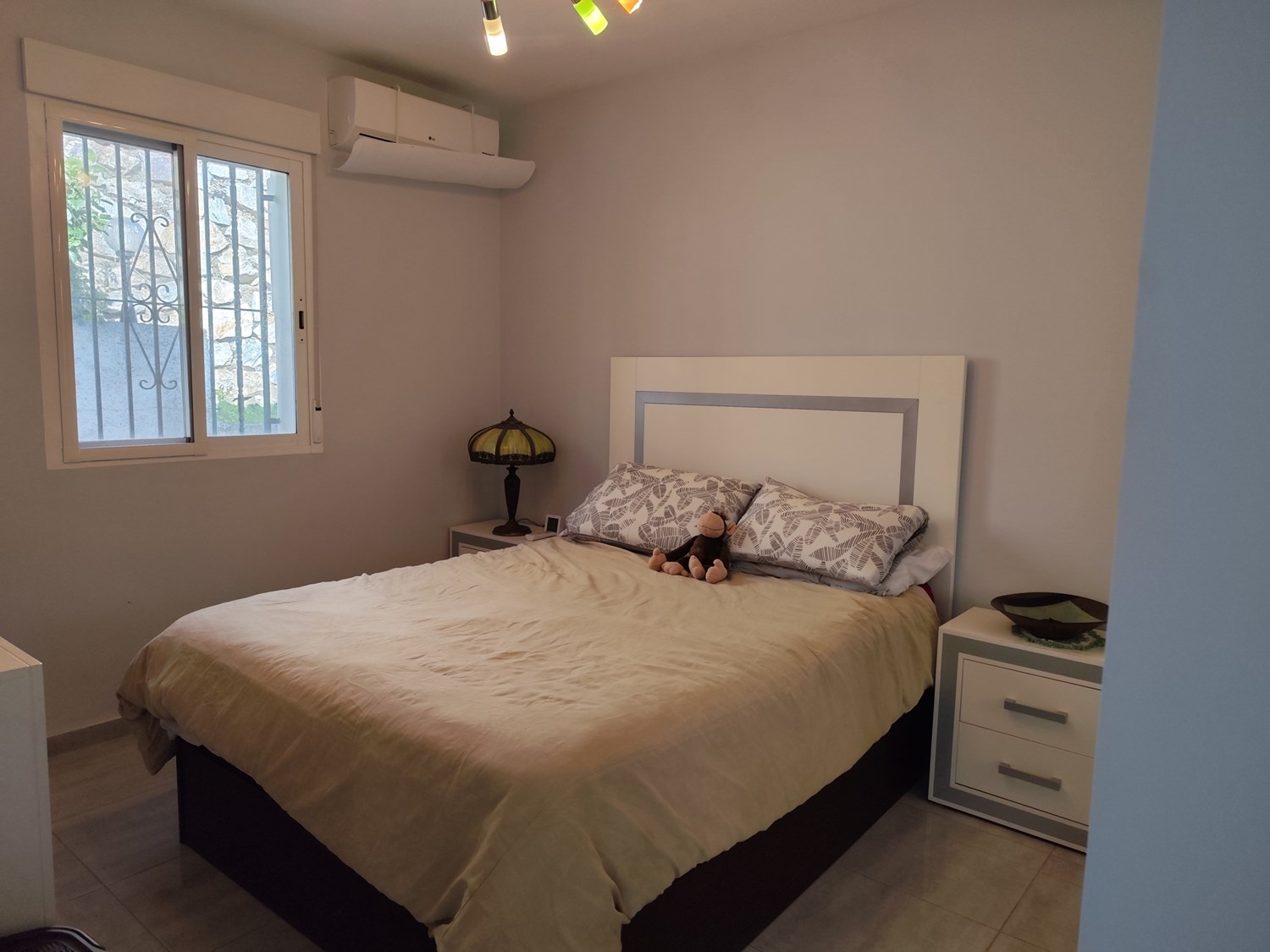 Bild Stilren villa med terrasser, pool & garage – San Cristobal