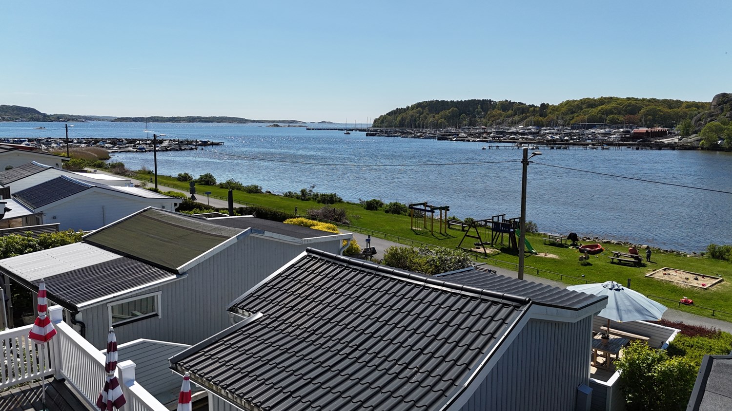 Drönarbild från stugans tak