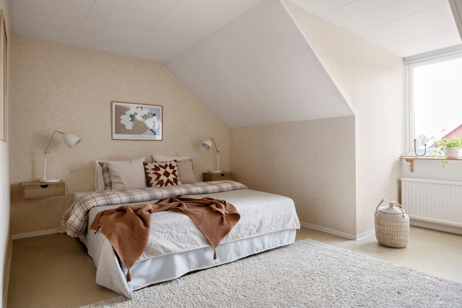 Master bedroom