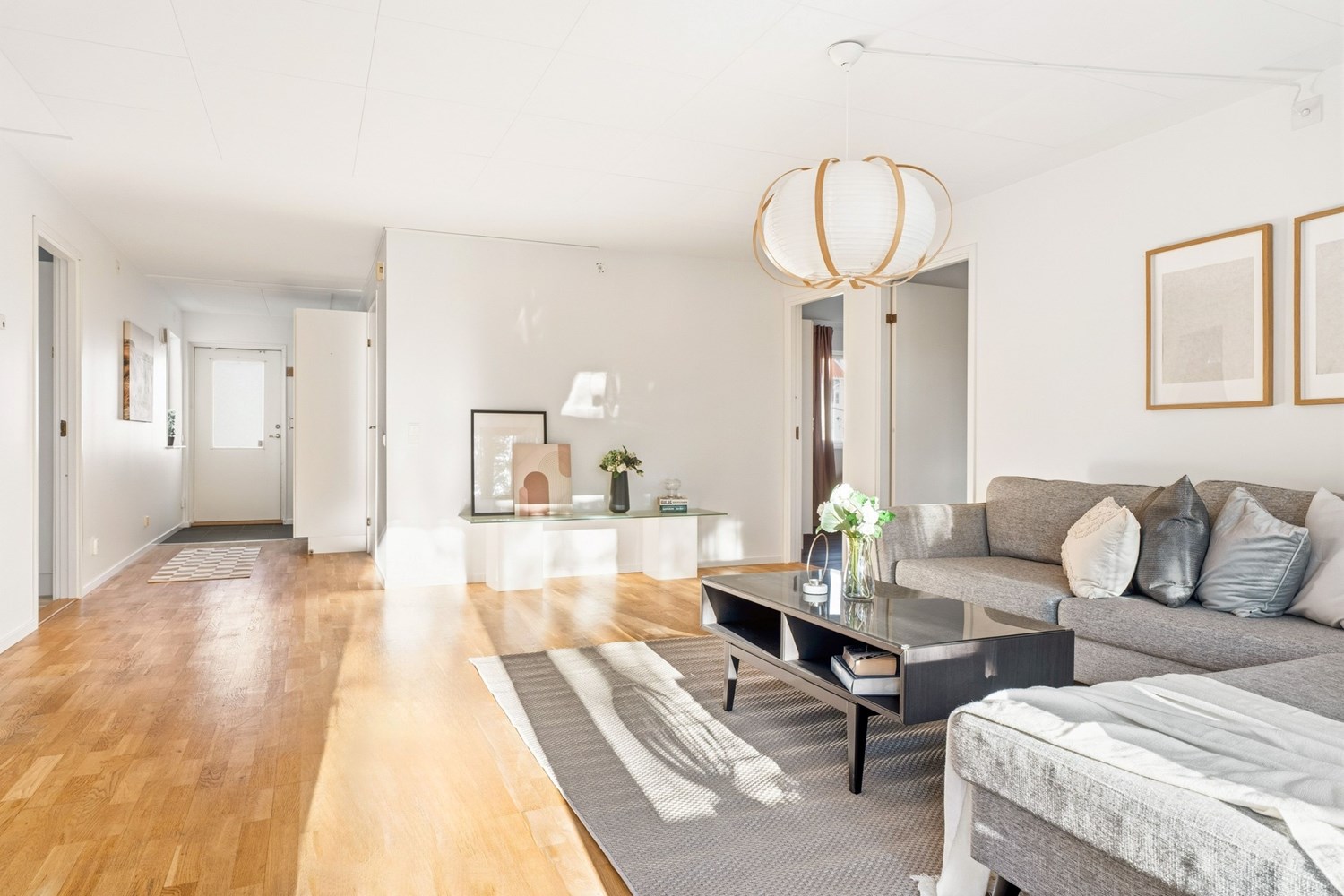 (4A) Annan vy vardagsrum