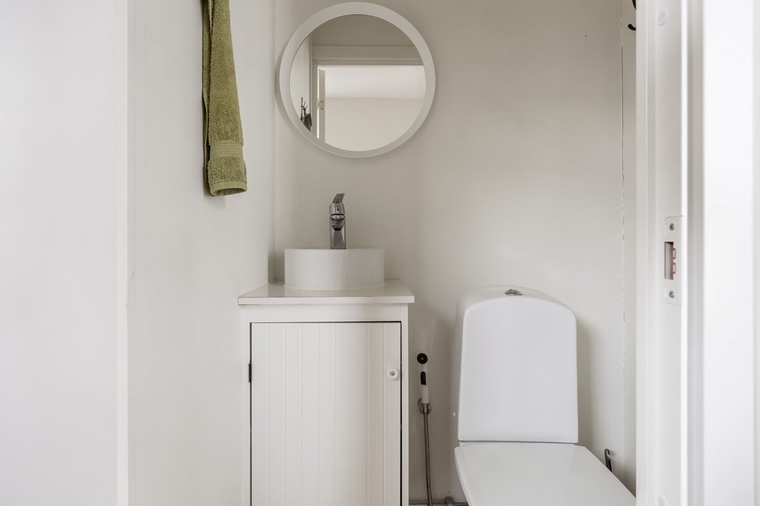 Toalett i friggeboden