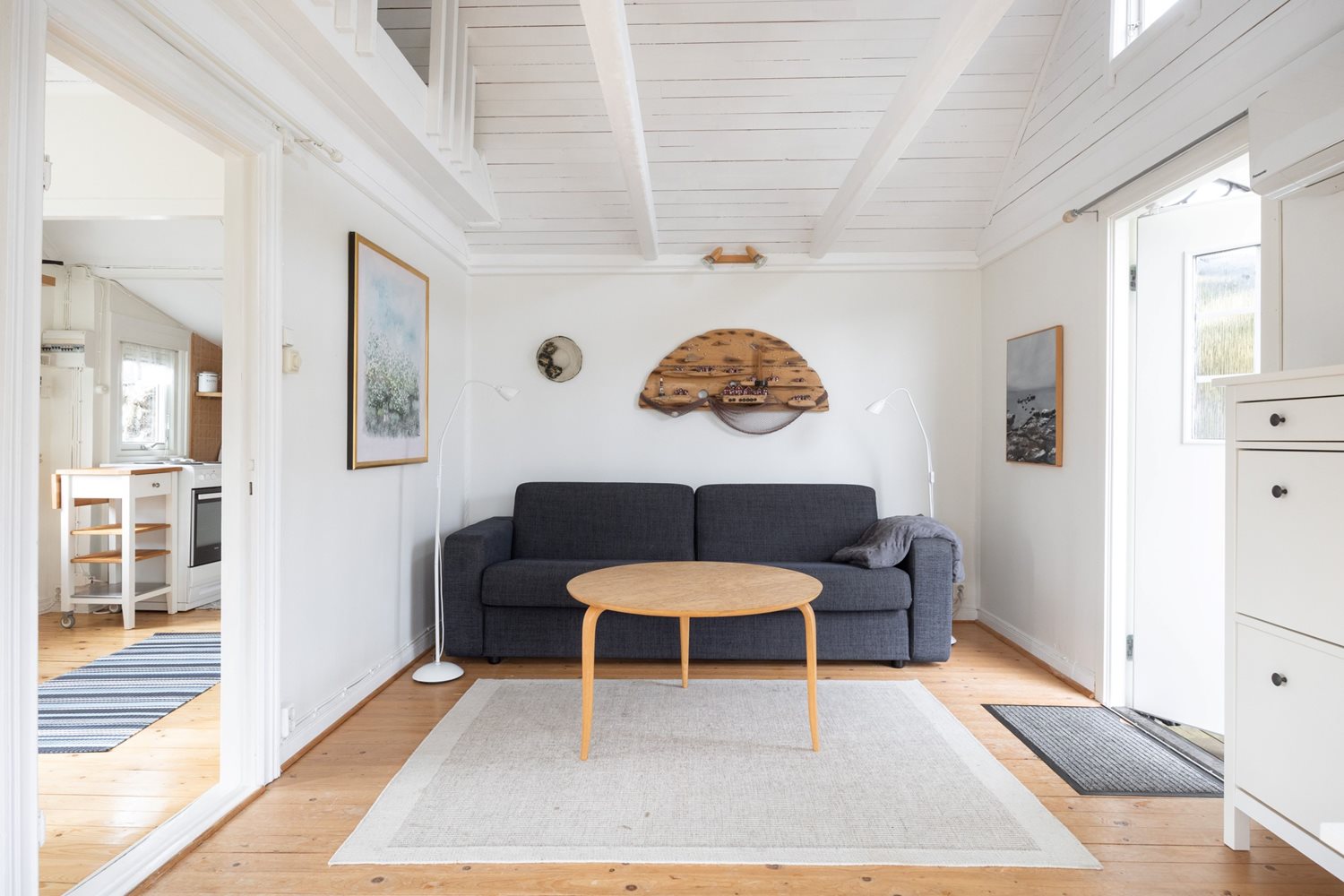 Annan vy över allrummet