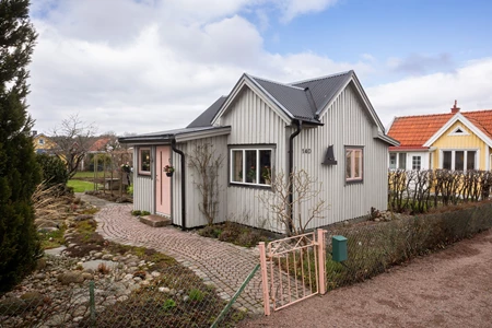 Gulärlegången 140