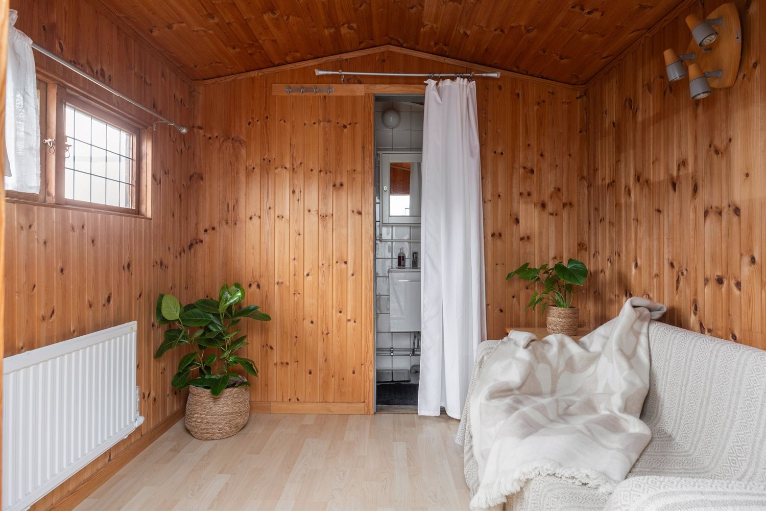 Vy inifrån friggeboden