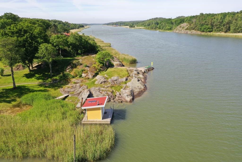 Lågupplöst Bad i älven