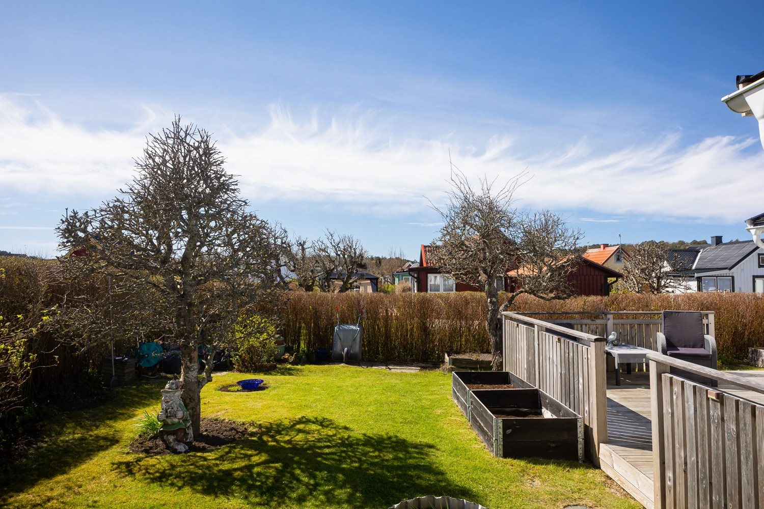 Vy in mot trädgården