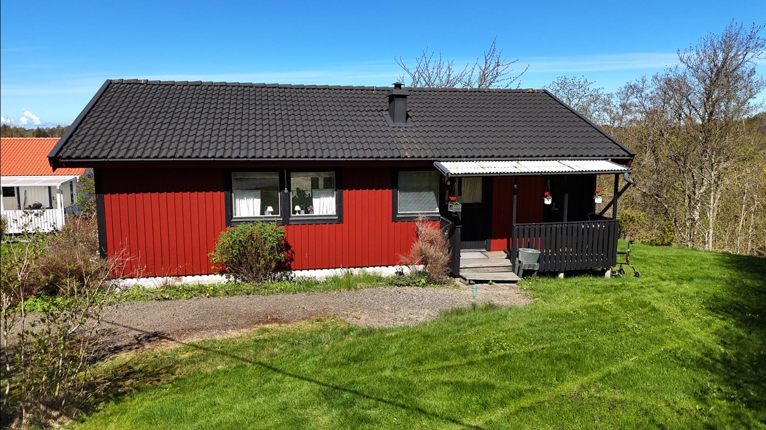 Bild Röd 165 - Orust , Bohuslän