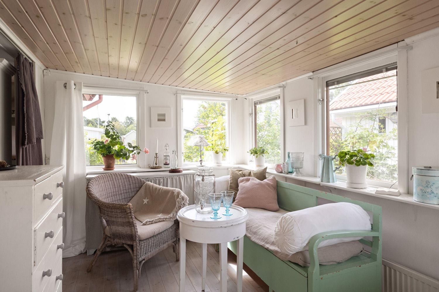 Annan vy över inbyggd veranda