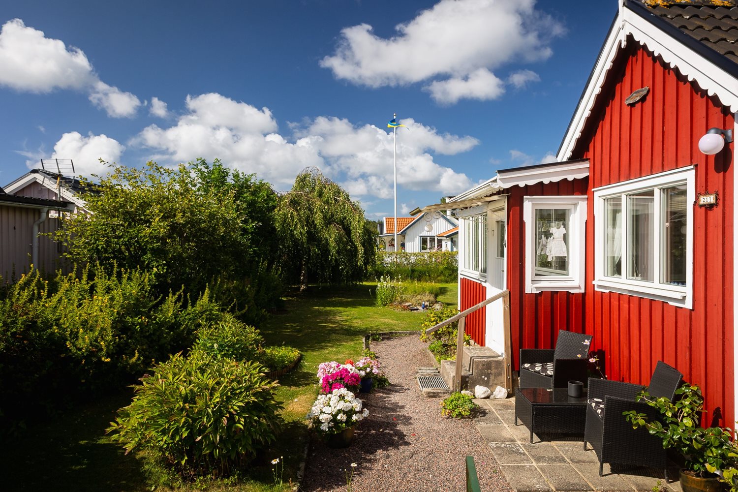 Uteplats vid entrén