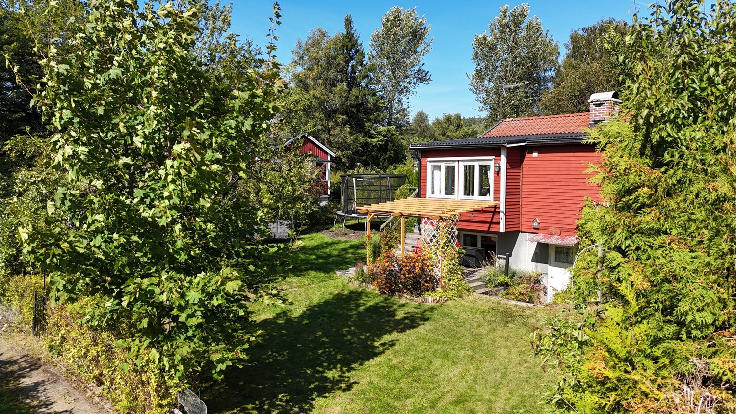 Bild Silvergransvägen 135